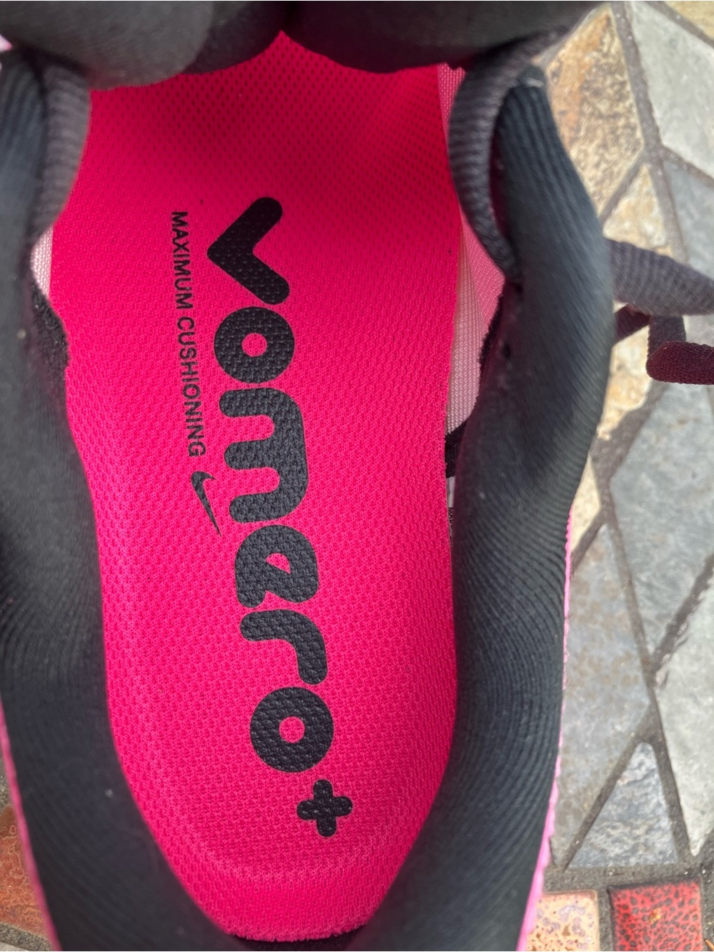 Nike Women's Vomero plus PinkRunning Sneakers with excellent cushion - Picture 12 of 12